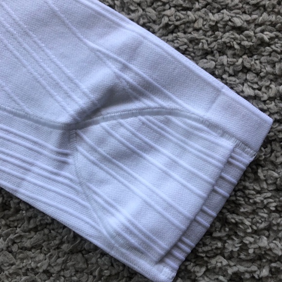 LULULEMON Rest Less Running Variegated Ribbed Pullover. - Picture 8 of 8